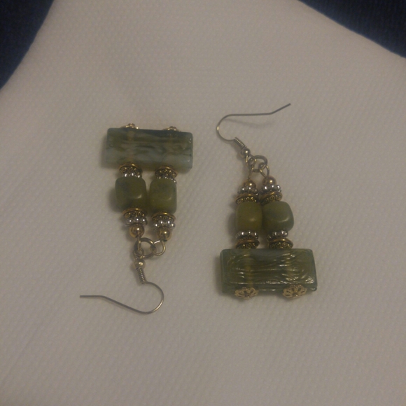 Earrings - Picture 3 of 3